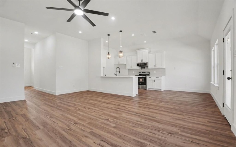 4528 Church Street, Greenville, TX 75401, 3 Bedrooms Bedrooms, ,2 BathroomsBathrooms,Residential,For Sale,4528 Church Street,0,21170005