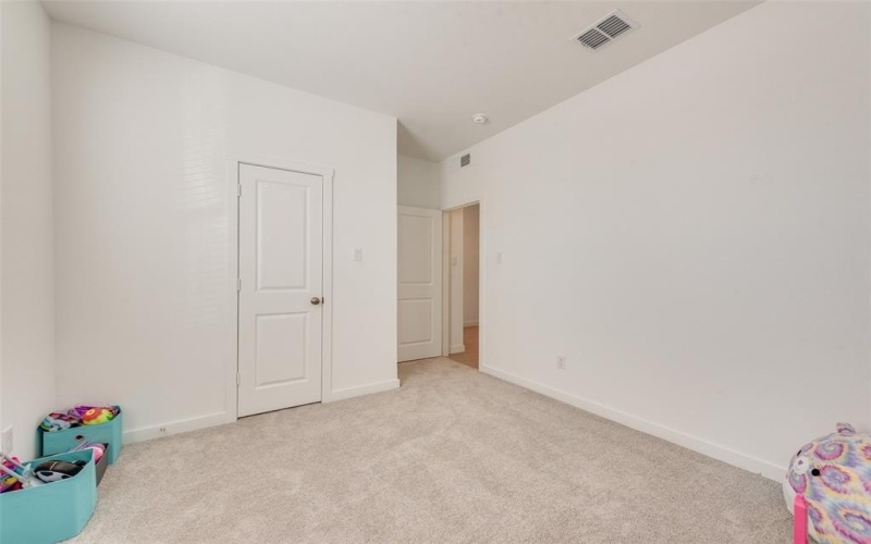 343 Sedalia Trail, Justin, TX 76247, 4 Habitaciones Habitaciones , ,2 BañosBaños,Residential,En Venta,343 Sedalia Trail,0,21170073