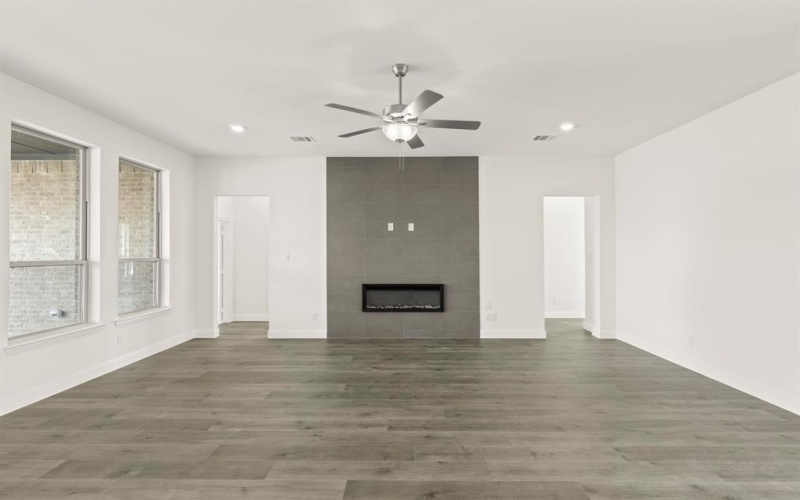 6805 Lancashire Way, Mesquite, TX 75126, 4 Bedrooms Bedrooms, ,3 BathroomsBathrooms,Residential,For Sale,6805 Lancashire Way,0,21170135