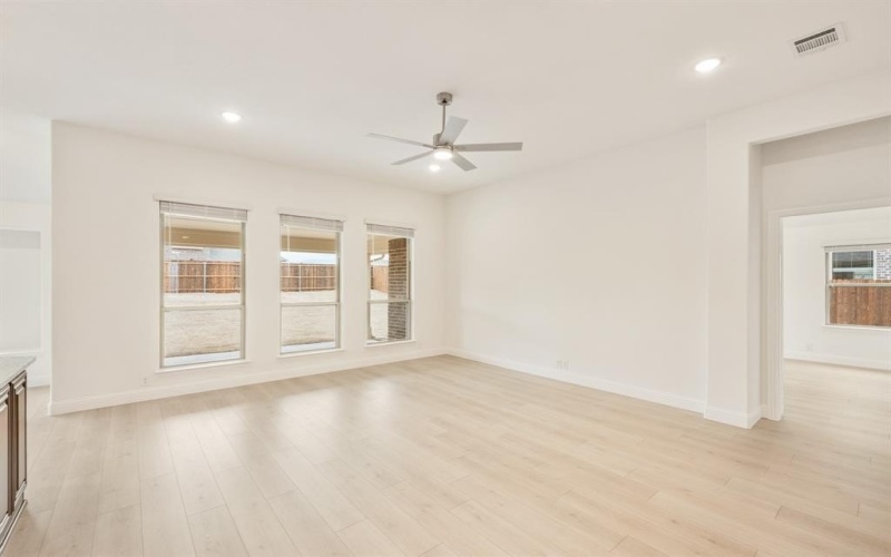 152 Rosewood Drive, Glenn Heights, TX 75154, 3 Habitaciones Habitaciones , ,2 BañosBaños,Residential,En Venta,152 Rosewood Drive,0,21170292