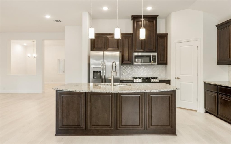 152 Rosewood Drive, Glenn Heights, TX 75154, 3 Habitaciones Habitaciones , ,2 BañosBaños,Residential,En Venta,152 Rosewood Drive,0,21170292