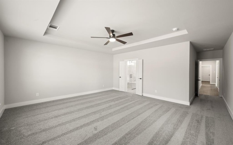 633 Ole Opry Drive, Burleson, TX 76028, 6 Habitaciones Habitaciones , ,5 BañosBaños,Residential,En Venta,633 Ole Opry Drive,0,21170337