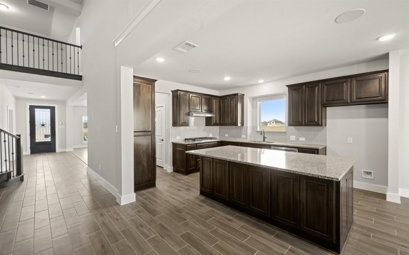 633 Ole Opry Drive, Burleson, TX 76028, 6 Habitaciones Habitaciones , ,5 BañosBaños,Residential,En Venta,633 Ole Opry Drive,0,21170337