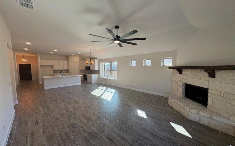 614 Kyle Drive, Tioga, TX 76271, 3 Habitaciones Habitaciones , ,2 BañosBaños,Residential,En Venta,614 Kyle Drive,0,21170455