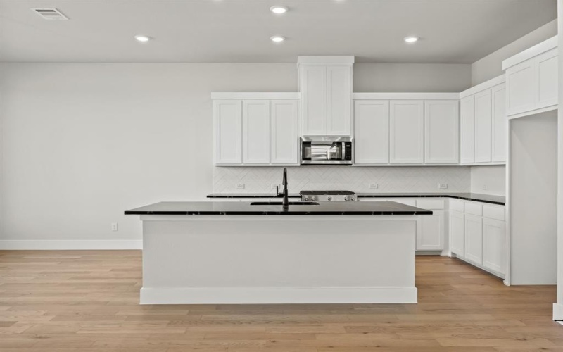 317 Chestnut Street, Celina, TX 75009, 3 Habitaciones Habitaciones , ,2 BañosBaños,Residential,En Venta,317 Chestnut Street,0,21170788