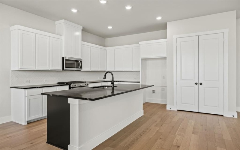 317 Chestnut Street, Celina, TX 75009, 3 Habitaciones Habitaciones , ,2 BañosBaños,Residential,En Venta,317 Chestnut Street,0,21170788