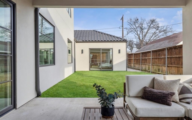 7526 Kenwell Street, Dallas, TX 75209, 5 Bedrooms Bedrooms, ,5 BathroomsBathrooms,Residential,For Sale,7526 Kenwell Street,0,21170792