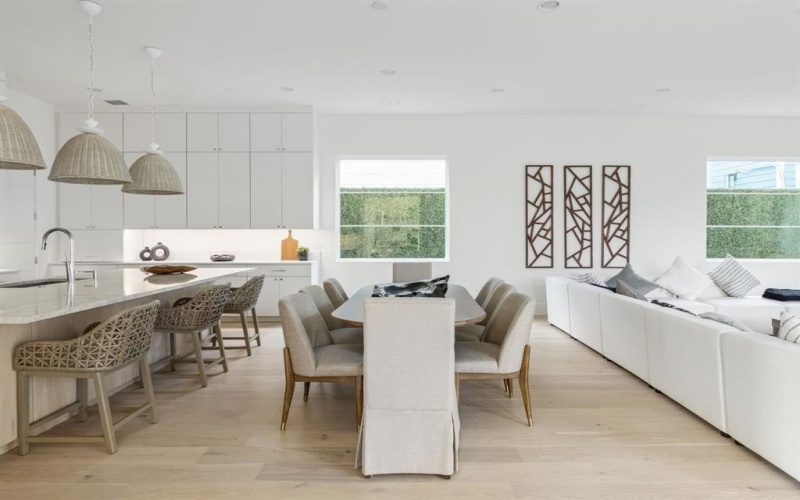 7526 Kenwell Street, Dallas, TX 75209, 5 Bedrooms Bedrooms, ,5 BathroomsBathrooms,Residential,For Sale,7526 Kenwell Street,0,21170792