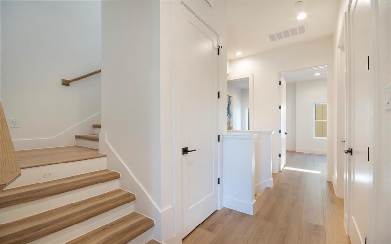 2203 Hondo Avenue #105, Dallas, TX 75219, 3 Bedrooms Bedrooms, ,3 BathroomsBathrooms,Residential,For Sale,2203 Hondo Avenue,0,21171042