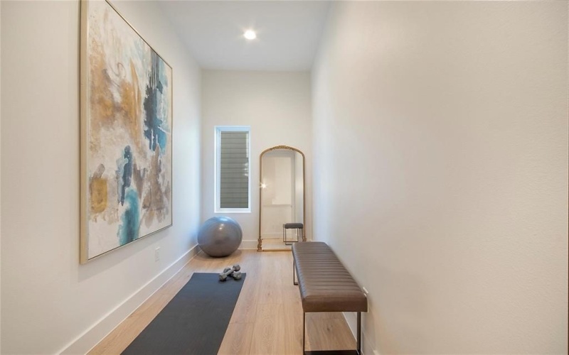 2203 Hondo Avenue #105, Dallas, TX 75219, 3 Bedrooms Bedrooms, ,3 BathroomsBathrooms,Residential,For Sale,2203 Hondo Avenue,0,21171042