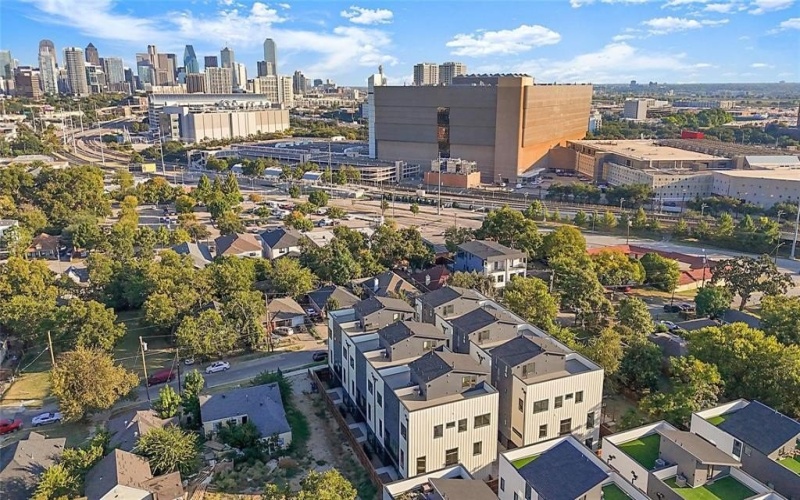 2203 Hondo Avenue #105, Dallas, TX 75219, 3 Bedrooms Bedrooms, ,3 BathroomsBathrooms,Residential,For Sale,2203 Hondo Avenue,0,21171042