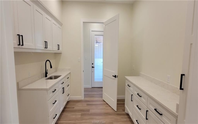 2708 Yorkshire Trail, Franklin, TX 77856, 3 Habitaciones Habitaciones , ,2 BañosBaños,Residential,En Venta,2708 Yorkshire Trail,0,26001529