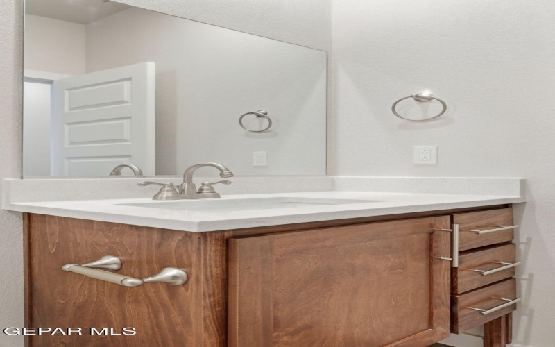 733 PASEO MODESTO Drive, El Paso, TX 79928, 4 Habitaciones Habitaciones , ,1 BañoBaños,Residential,En Venta,733 PASEO MODESTO Drive,0,937736