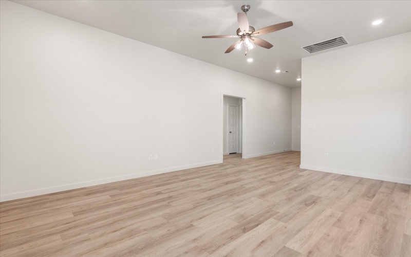 7107 14th Street, Lubbock, TX 79416, 3 Habitaciones Habitaciones , ,2 BañosBaños,Residential,En Venta,7107 14th Street,0,202601623