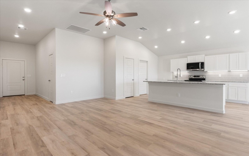 7107 14th Street, Lubbock, TX 79416, 3 Habitaciones Habitaciones , ,2 BañosBaños,Residential,En Venta,7107 14th Street,0,202601623