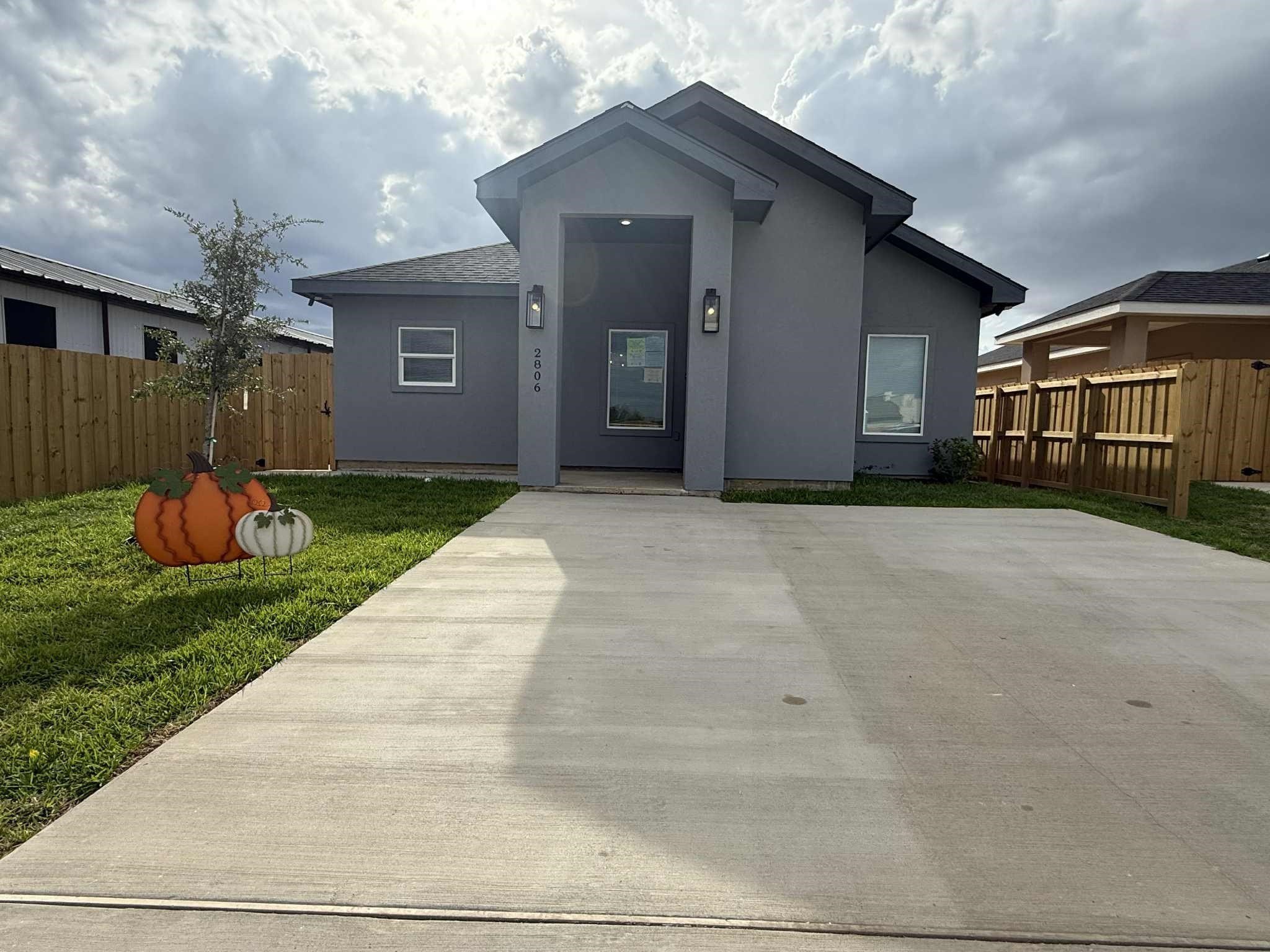 2806 Adamsville, LAREDO, TX 78046, 3 Habitaciones Habitaciones , ,2 BañosBaños,Residential,En Venta,2806 Adamsville,0,20252997