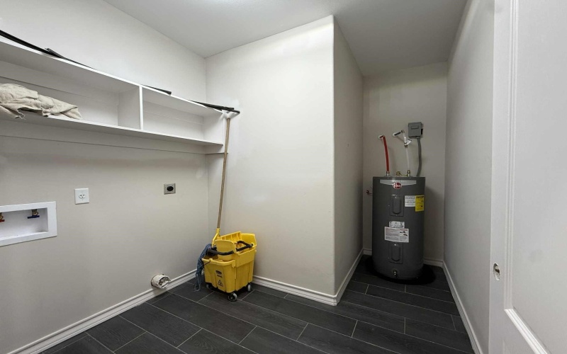 2806 Adamsville, LAREDO, TX 78046, 3 Habitaciones Habitaciones , ,2 BañosBaños,Residential,En Venta,2806 Adamsville,0,20252997