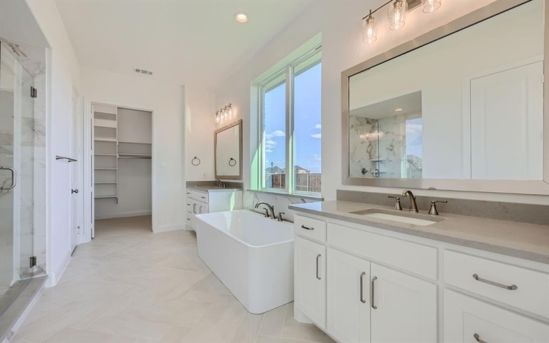 1812 Farmstead Road, Mansfield, TX 76063, 4 Bedrooms Bedrooms, ,5 BathroomsBathrooms,Residential,For Sale,1812 Farmstead Road,20618273