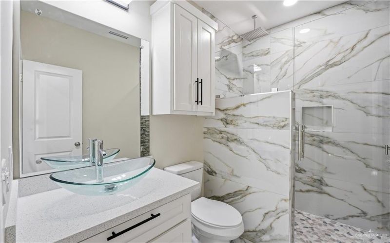 5812 N Playa Del Sol Street, Edinburg, TX 78542, 3 Bedrooms Bedrooms, ,2 BathroomsBathrooms,Residential,For Sale,5812 N Playa Del Sol Street,0,494113