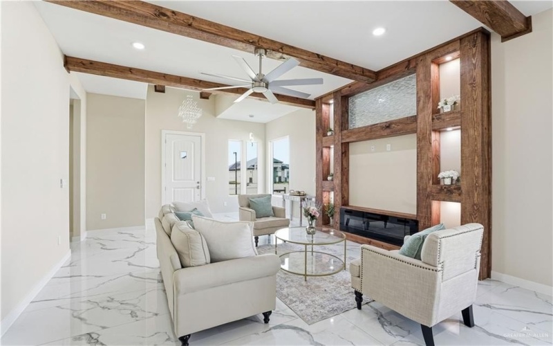 5812 N Playa Del Sol Street, Edinburg, TX 78542, 3 Bedrooms Bedrooms, ,2 BathroomsBathrooms,Residential,For Sale,5812 N Playa Del Sol Street,0,494113