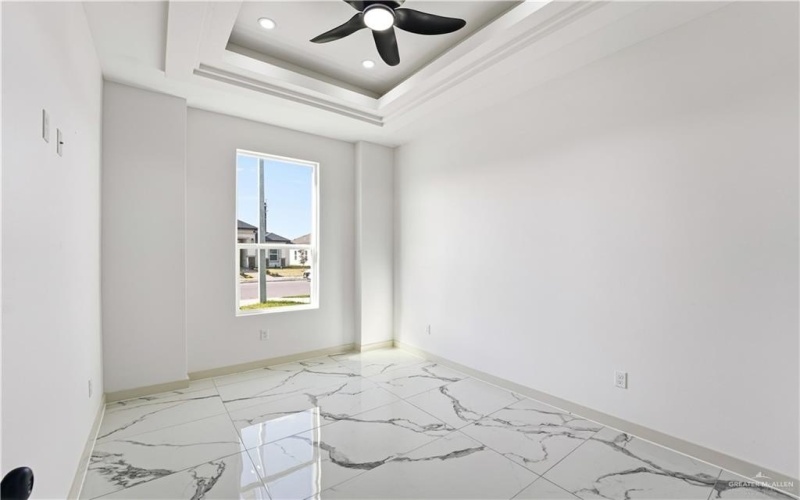 5900 N Playa Del Sol Street, Edinburg, TX 78542, 3 Bedrooms Bedrooms, ,2 BathroomsBathrooms,Residential,For Sale,5900 N Playa Del Sol Street,0,494120