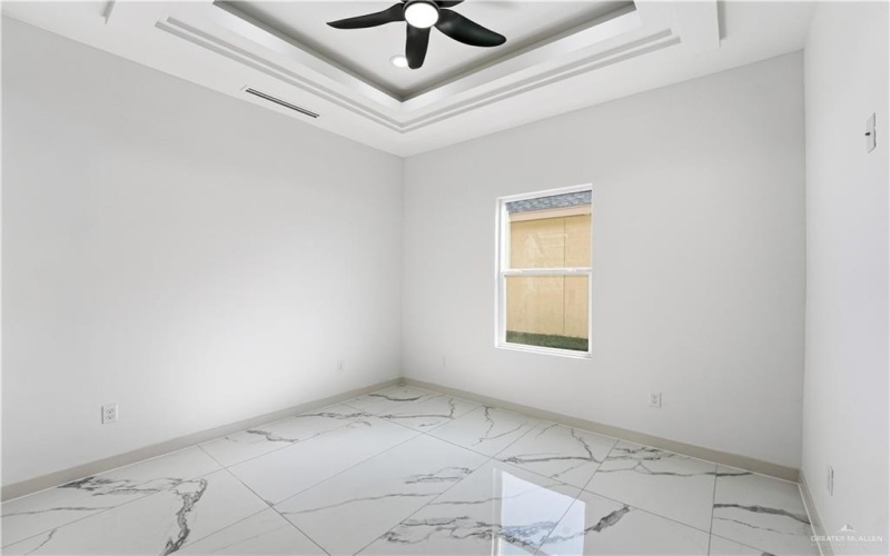 5900 N Playa Del Sol Street, Edinburg, TX 78542, 3 Bedrooms Bedrooms, ,2 BathroomsBathrooms,Residential,For Sale,5900 N Playa Del Sol Street,0,494120