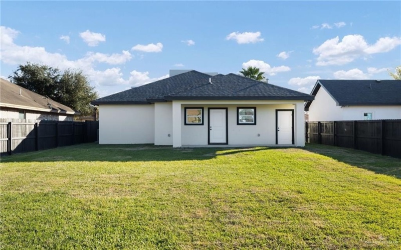 1109 E San Pedro Street, Pharr, TX 78577, 3 Habitaciones Habitaciones , ,2 BañosBaños,Residential,En Venta,1109 E San Pedro Street,0,494121