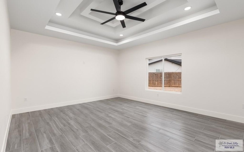 125 FINCH DR, LOS FRESNOS, TX 78566, 4 Habitaciones Habitaciones , ,3 BañosBaños,Residential,En Venta,125 FINCH DR,0,29771914