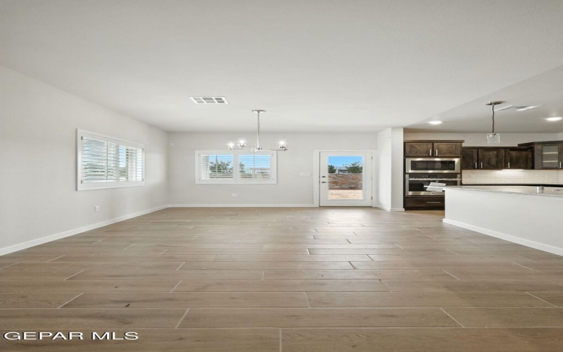 665 PASEO MODESTO Drive, El Paso, TX 79928, 3 Habitaciones Habitaciones , ,1 BañoBaños,Residential,En Venta,665 PASEO MODESTO Drive,0,937737