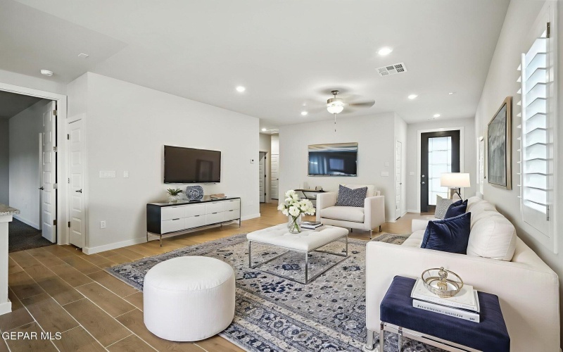 665 PASEO MODESTO Drive, El Paso, TX 79928, 3 Habitaciones Habitaciones , ,1 BañoBaños,Residential,En Venta,665 PASEO MODESTO Drive,0,937737