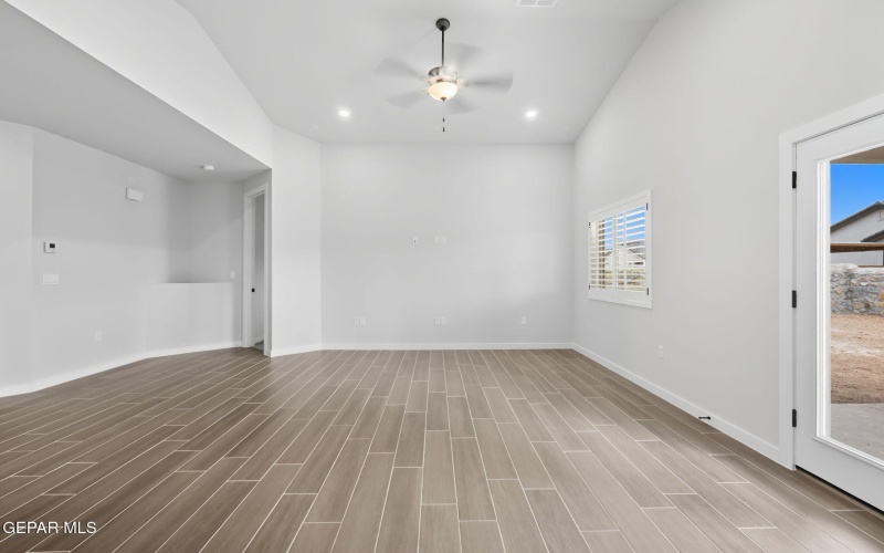 13889 PASEO DE GLORIA Avenue, El Paso, TX 79928, 4 Habitaciones Habitaciones , ,1 BañoBaños,Residential,En Venta,13889 PASEO DE GLORIA Avenue,0,937738