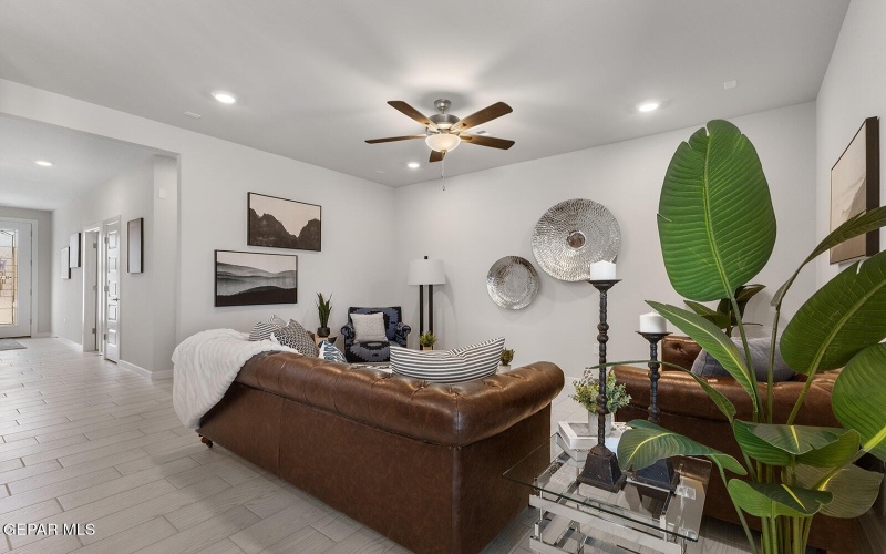 13881 Paseo de Gloria Avenue, El Paso, TX 79928, 4 Habitaciones Habitaciones , ,1 BañoBaños,Residential,En Venta,13881 Paseo de Gloria Avenue,0,937740