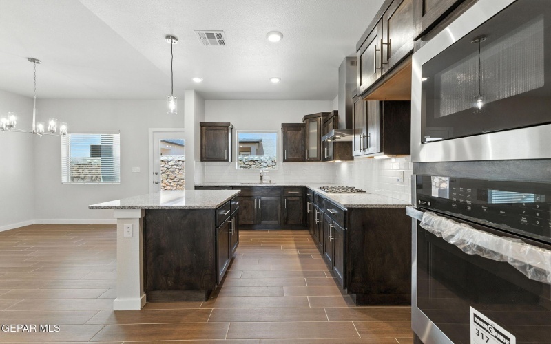 13873 PASEO DE GLORIA Avenue, El Paso, TX 79928, 4 Habitaciones Habitaciones , ,1 BañoBaños,Residential,En Venta,13873 PASEO DE GLORIA Avenue,0,937754