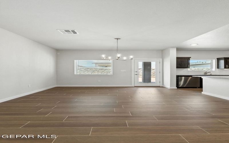 664 CEDARWOOD Avenue, El Paso, TX 79928, 4 Habitaciones Habitaciones , ,1 BañoBaños,Residential,En Venta,664 CEDARWOOD Avenue,0,937755