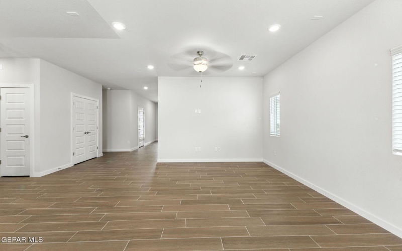 664 CEDARWOOD Avenue, El Paso, TX 79928, 4 Habitaciones Habitaciones , ,1 BañoBaños,Residential,En Venta,664 CEDARWOOD Avenue,0,937755