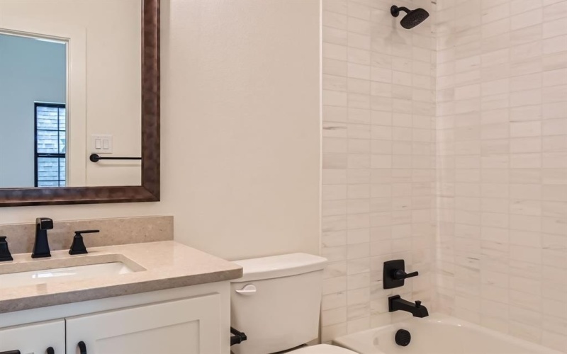 1212 High, The Colony, TX 75056, 4 Bedrooms Bedrooms, ,5 BathroomsBathrooms,Residential,For Sale,1212 High,20618482
