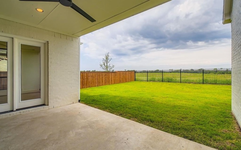 1212 High, The Colony, TX 75056, 4 Bedrooms Bedrooms, ,5 BathroomsBathrooms,Residential,For Sale,1212 High,20618482
