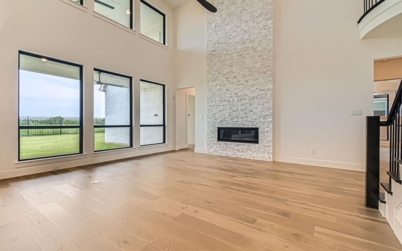 1212 High, The Colony, TX 75056, 4 Bedrooms Bedrooms, ,5 BathroomsBathrooms,Residential,For Sale,1212 High,20618482