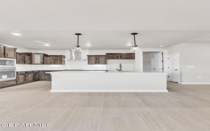 13869 PASEO DE GLORIA Avenue, El Paso, TX 79928, 3 Habitaciones Habitaciones , ,Residential,En Venta,13869 PASEO DE GLORIA Avenue,0,937763