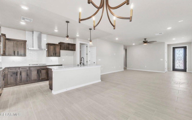 13869 PASEO DE GLORIA Avenue, El Paso, TX 79928, 3 Habitaciones Habitaciones , ,Residential,En Venta,13869 PASEO DE GLORIA Avenue,0,937763