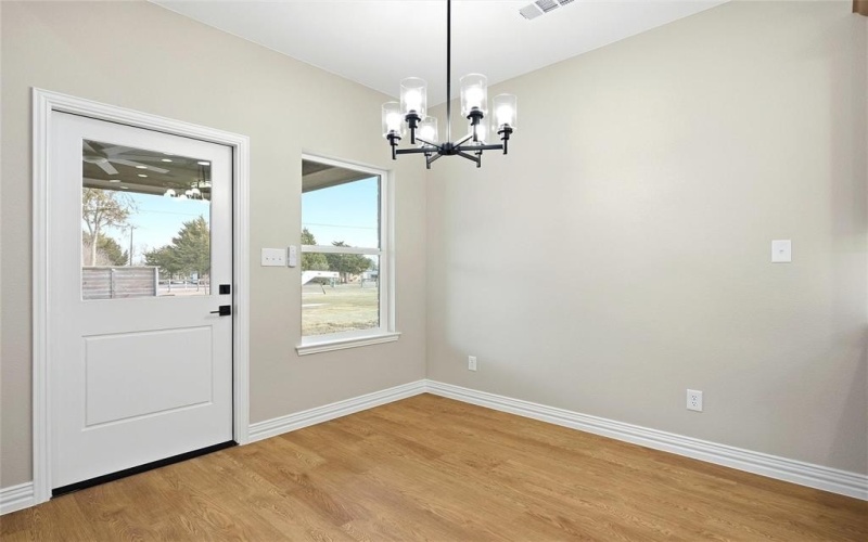 493 Lee Boulevard, Pottsboro, TX 75076, 3 Bedrooms Bedrooms, ,2 BathroomsBathrooms,Residential,For Sale,493 Lee Boulevard,0,21156560