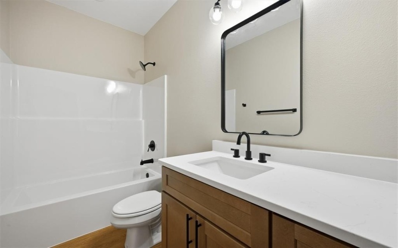 493 Lee Boulevard, Pottsboro, TX 75076, 3 Bedrooms Bedrooms, ,2 BathroomsBathrooms,Residential,For Sale,493 Lee Boulevard,0,21156560