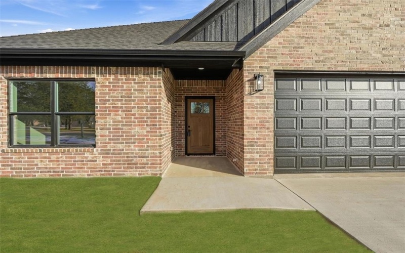 493 Lee Boulevard, Pottsboro, TX 75076, 3 Bedrooms Bedrooms, ,2 BathroomsBathrooms,Residential,For Sale,493 Lee Boulevard,0,21156560