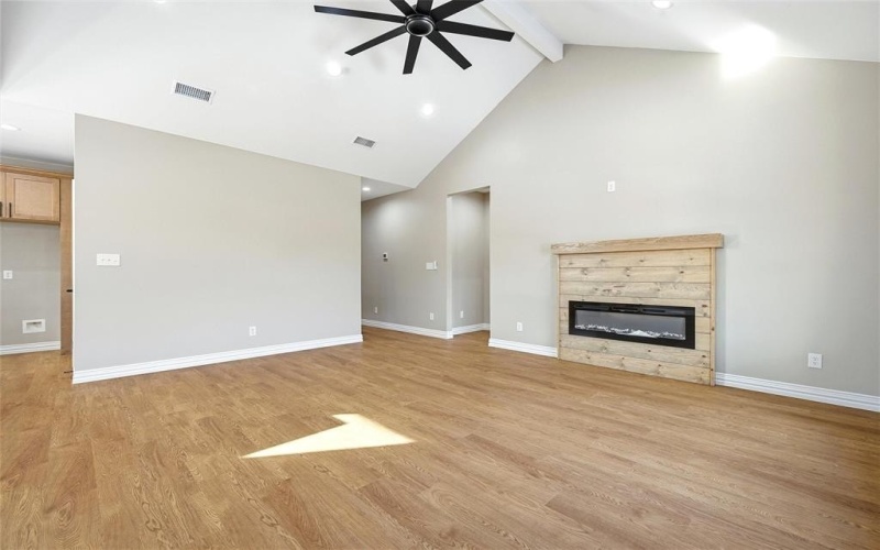 493 Lee Boulevard, Pottsboro, TX 75076, 3 Bedrooms Bedrooms, ,2 BathroomsBathrooms,Residential,For Sale,493 Lee Boulevard,0,21156560