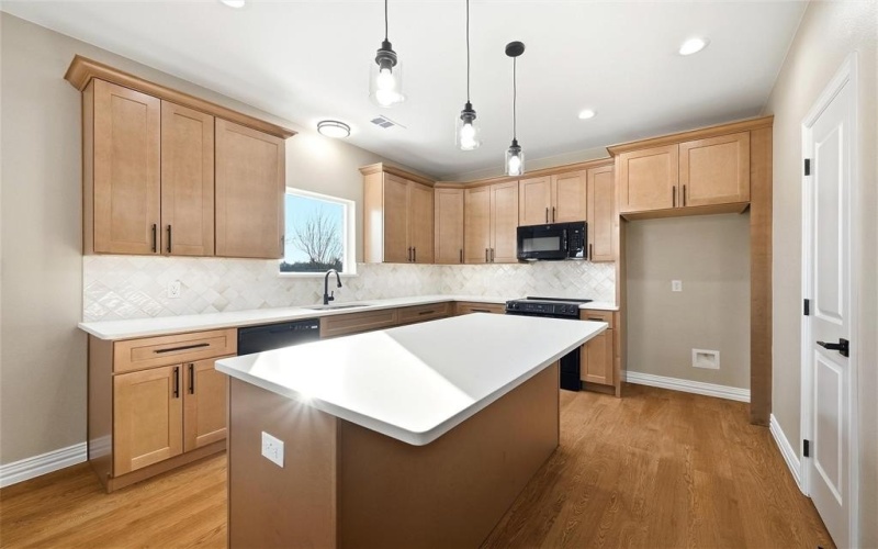 493 Lee Boulevard, Pottsboro, TX 75076, 3 Bedrooms Bedrooms, ,2 BathroomsBathrooms,Residential,For Sale,493 Lee Boulevard,0,21156560