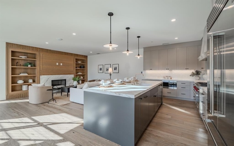 4114 Emerson Avenue #1, University Park, TX 75205, 3 Bedrooms Bedrooms, ,3 BathroomsBathrooms,Residential,For Sale,4114 Emerson Avenue,0,21160386