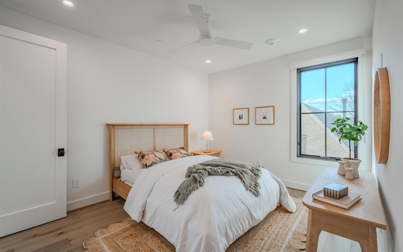 4114 Emerson Avenue #1, University Park, TX 75205, 3 Bedrooms Bedrooms, ,3 BathroomsBathrooms,Residential,For Sale,4114 Emerson Avenue,0,21160386