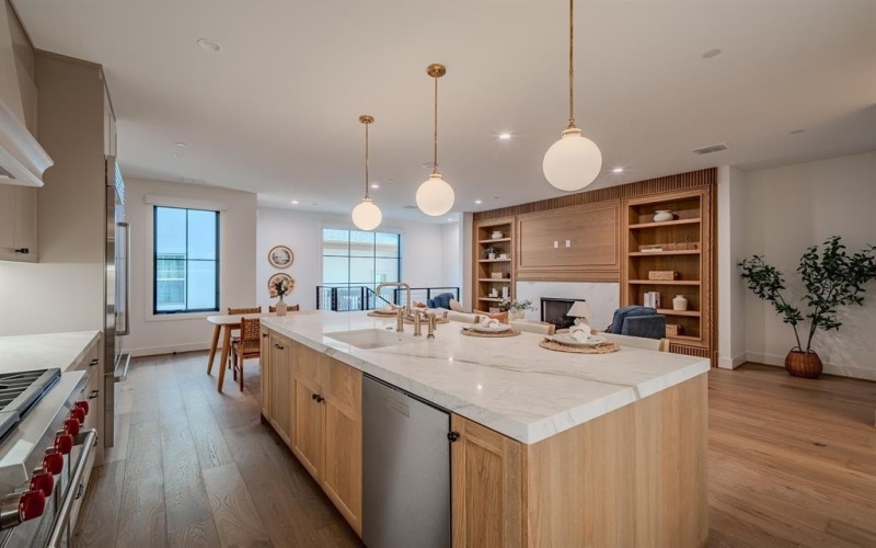 4114 Emerson Avenue #6, University Park, TX 75205, 3 Bedrooms Bedrooms, ,3 BathroomsBathrooms,Residential,For Sale,4114 Emerson Avenue,0,21160394