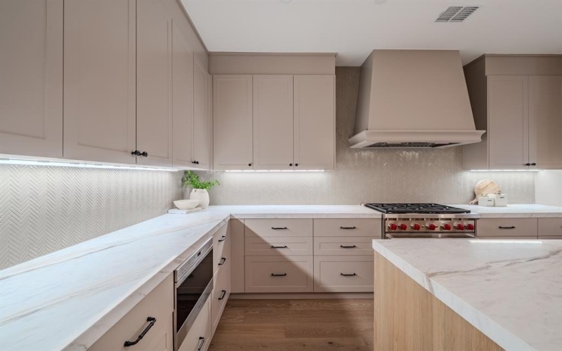 4114 Emerson Avenue #6, University Park, TX 75205, 3 Bedrooms Bedrooms, ,3 BathroomsBathrooms,Residential,For Sale,4114 Emerson Avenue,0,21160394