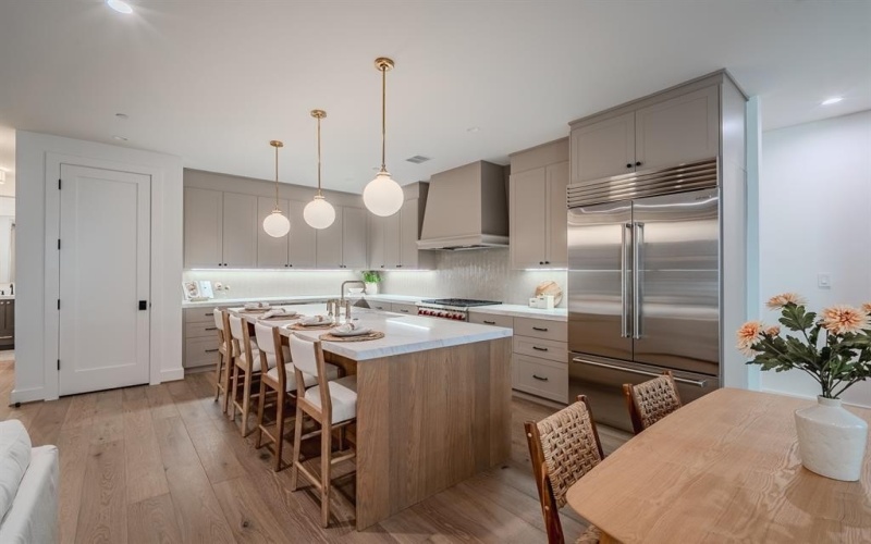 4114 Emerson Avenue #6, University Park, TX 75205, 3 Bedrooms Bedrooms, ,3 BathroomsBathrooms,Residential,For Sale,4114 Emerson Avenue,0,21160394